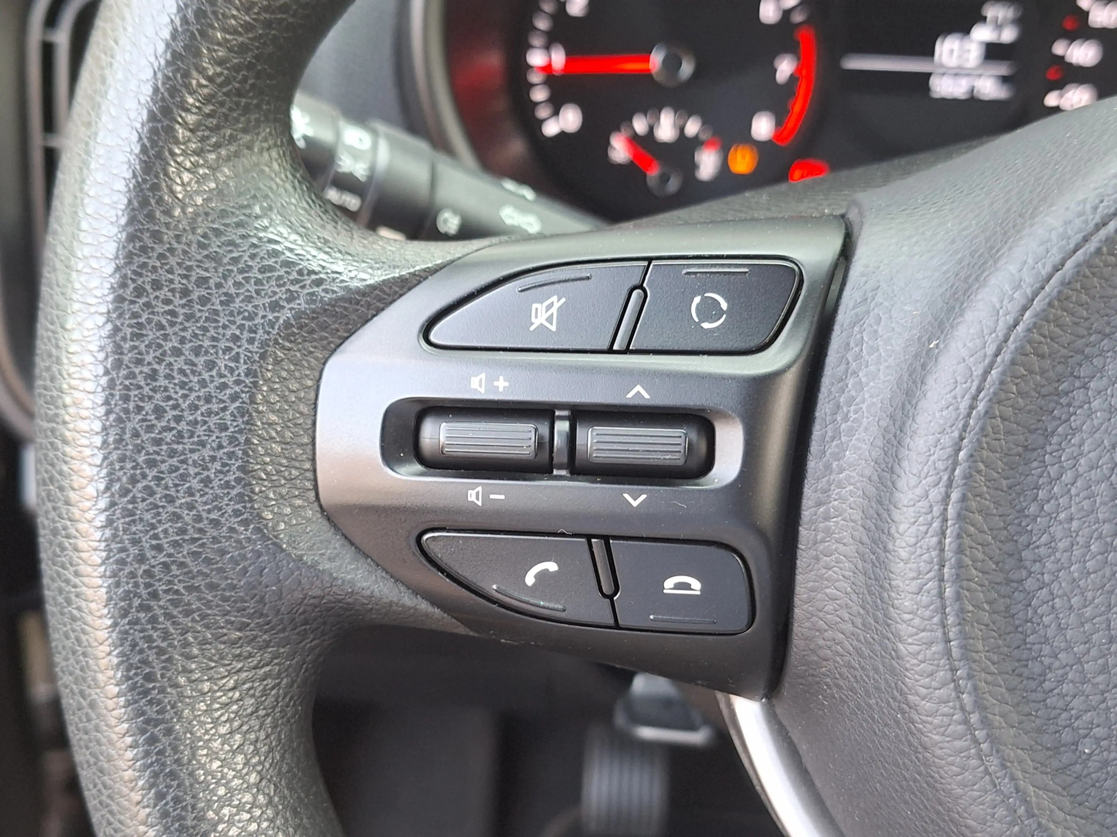 Kia Picanto 1.0 CVVT EconomyPlusLine 5Drs /Airco/1e Eig/Blueto — photo 24