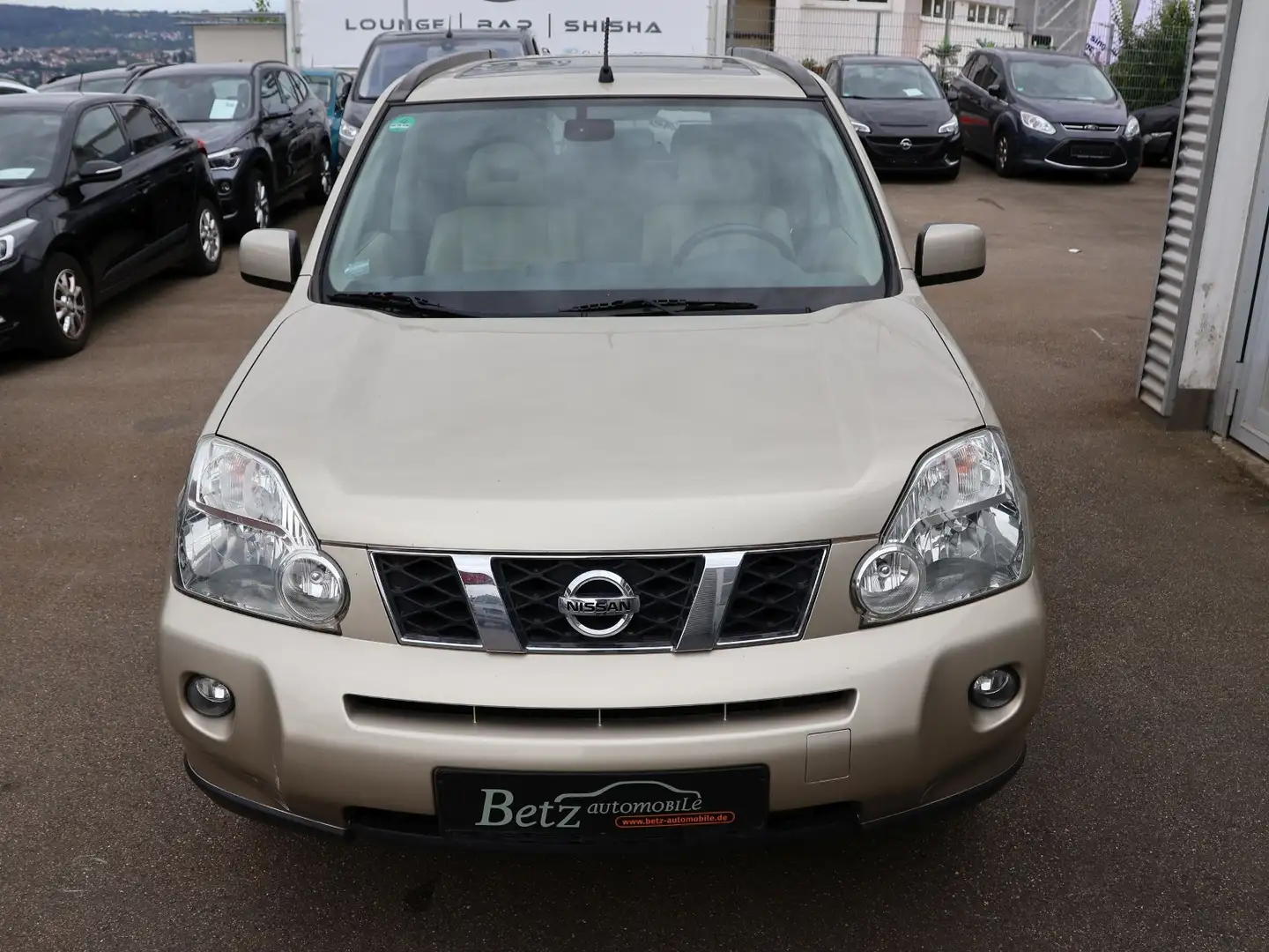 Nissan X-Trail LE 4X4 Keyless Navi SHZ Złoty - 2