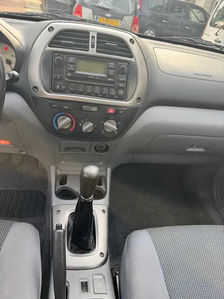 Toyota RAV4 2.0-16V VVT-i Sol, foto 10