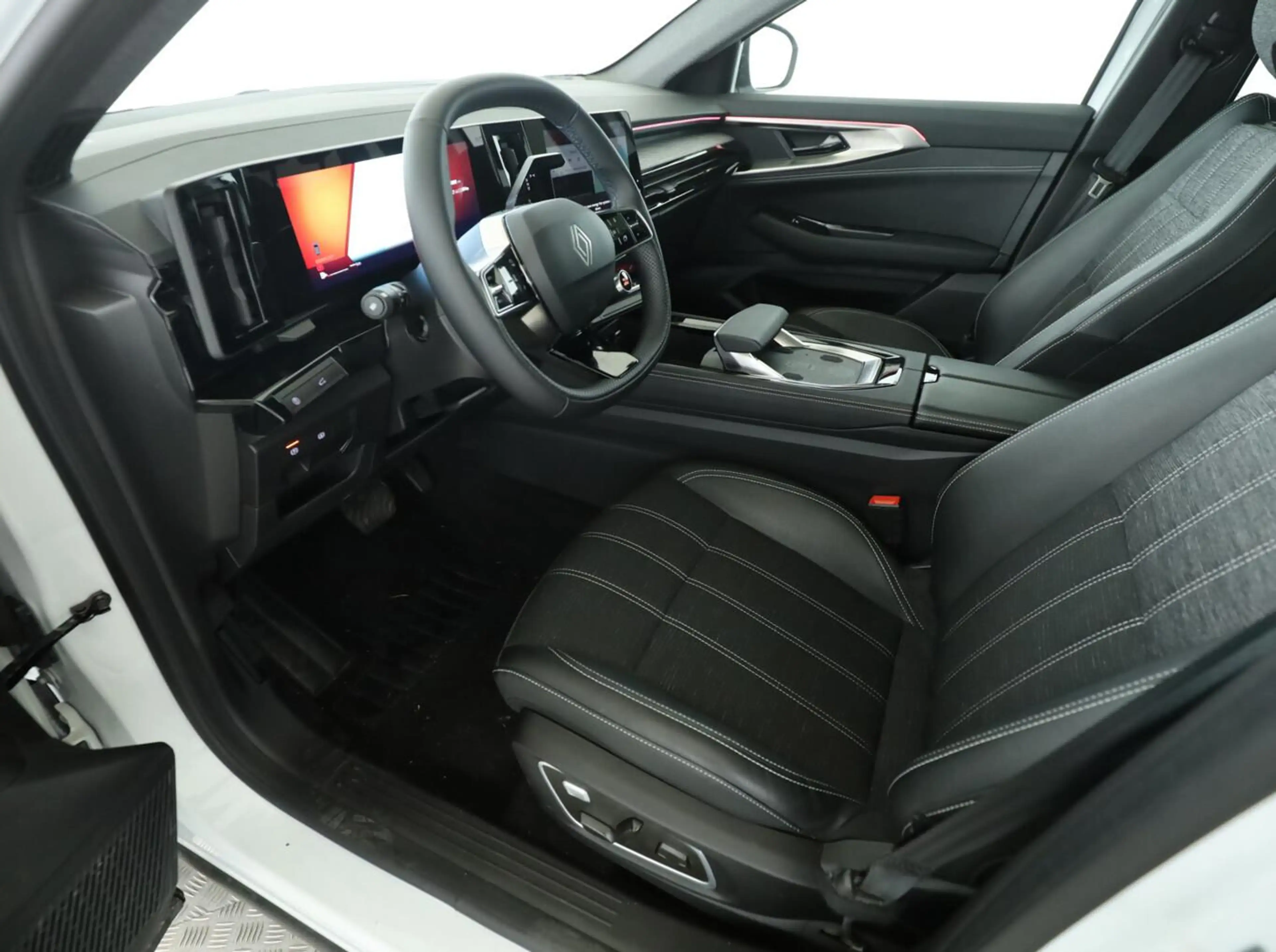 Renault Austral Techno E-Tech Pano Massage 360° eHK ACC 96 kW (... — photo 5