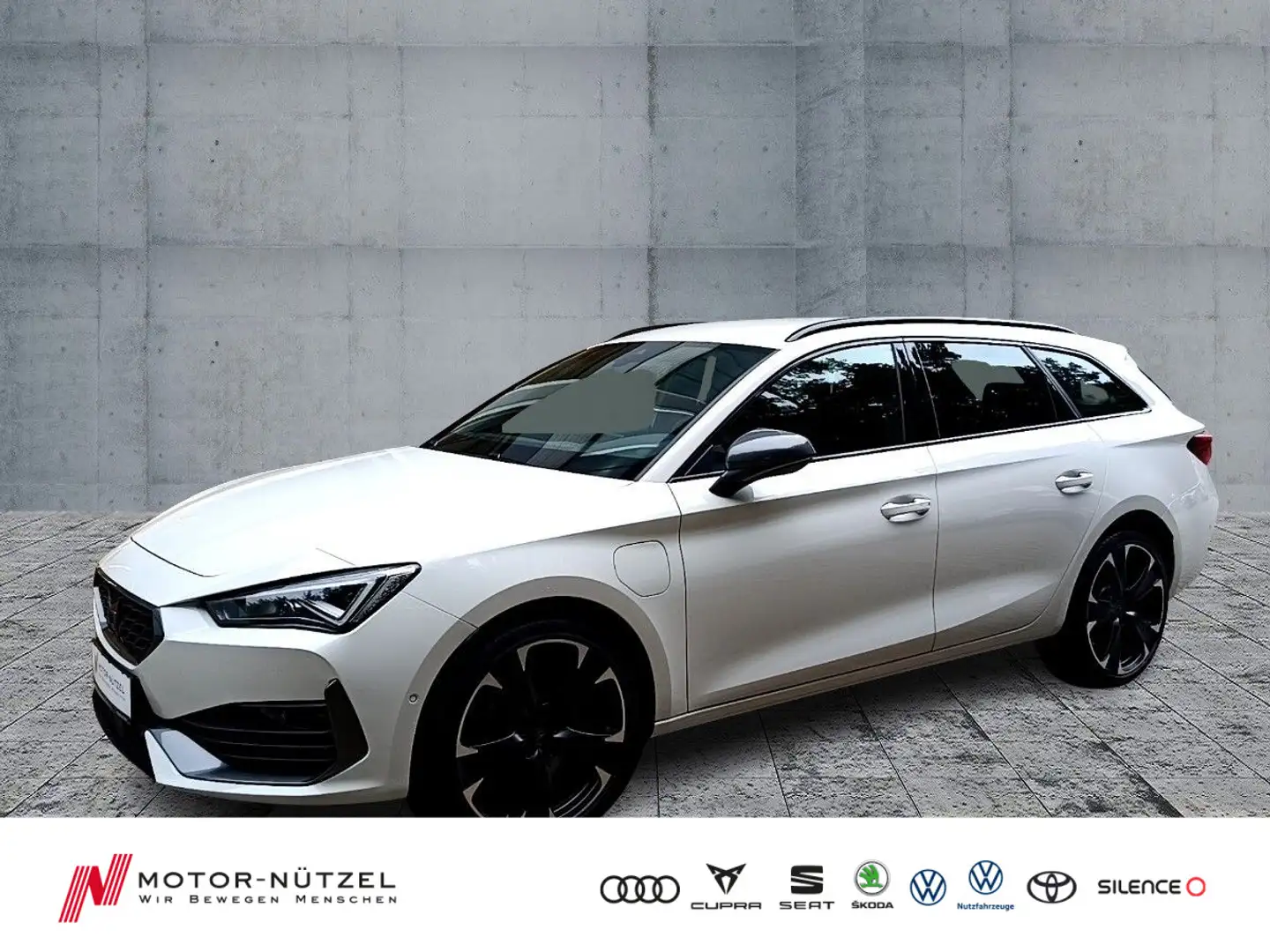 CUPRA Leon ST VZ 1.4 TSI e-Hybrid LED+NAVI+AHK+DCC+ACC Weiß - 1