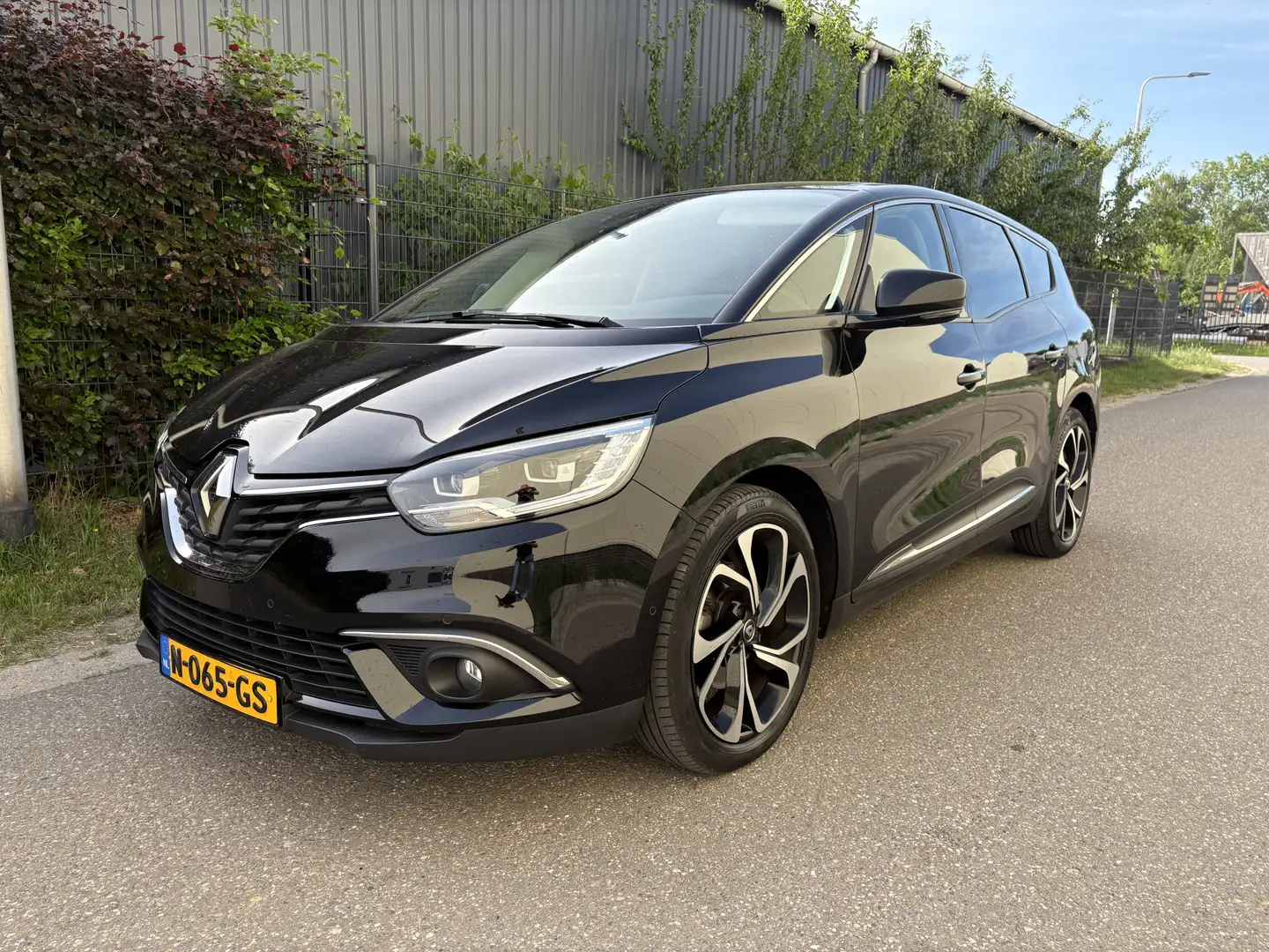 Renault Grand Scenic 1.3 TCe Intens 7 PERSOONS / NAVI / AIRCO ECC / CRU Černá - 1