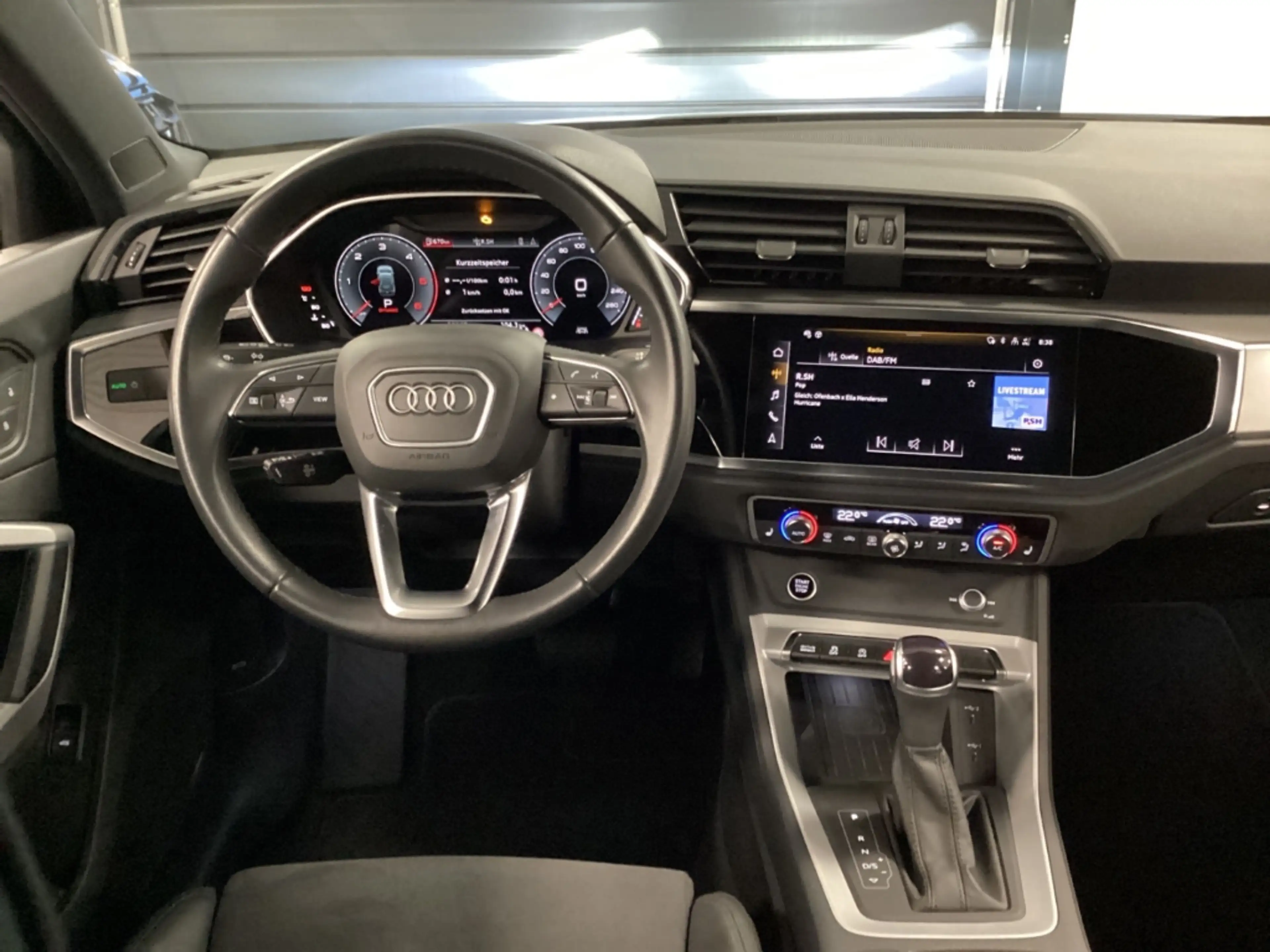 Audi Q3 S line 35TDI quattro S tronic Navi LED El. Heckkla — photo 11