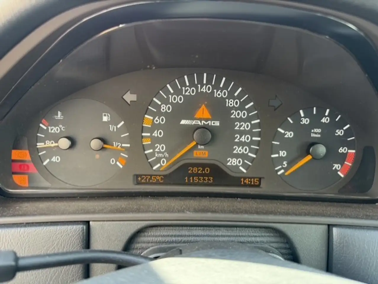 Mercedes-Benz E 55 AMG leder apk t/m 28-8-2027, foto 8