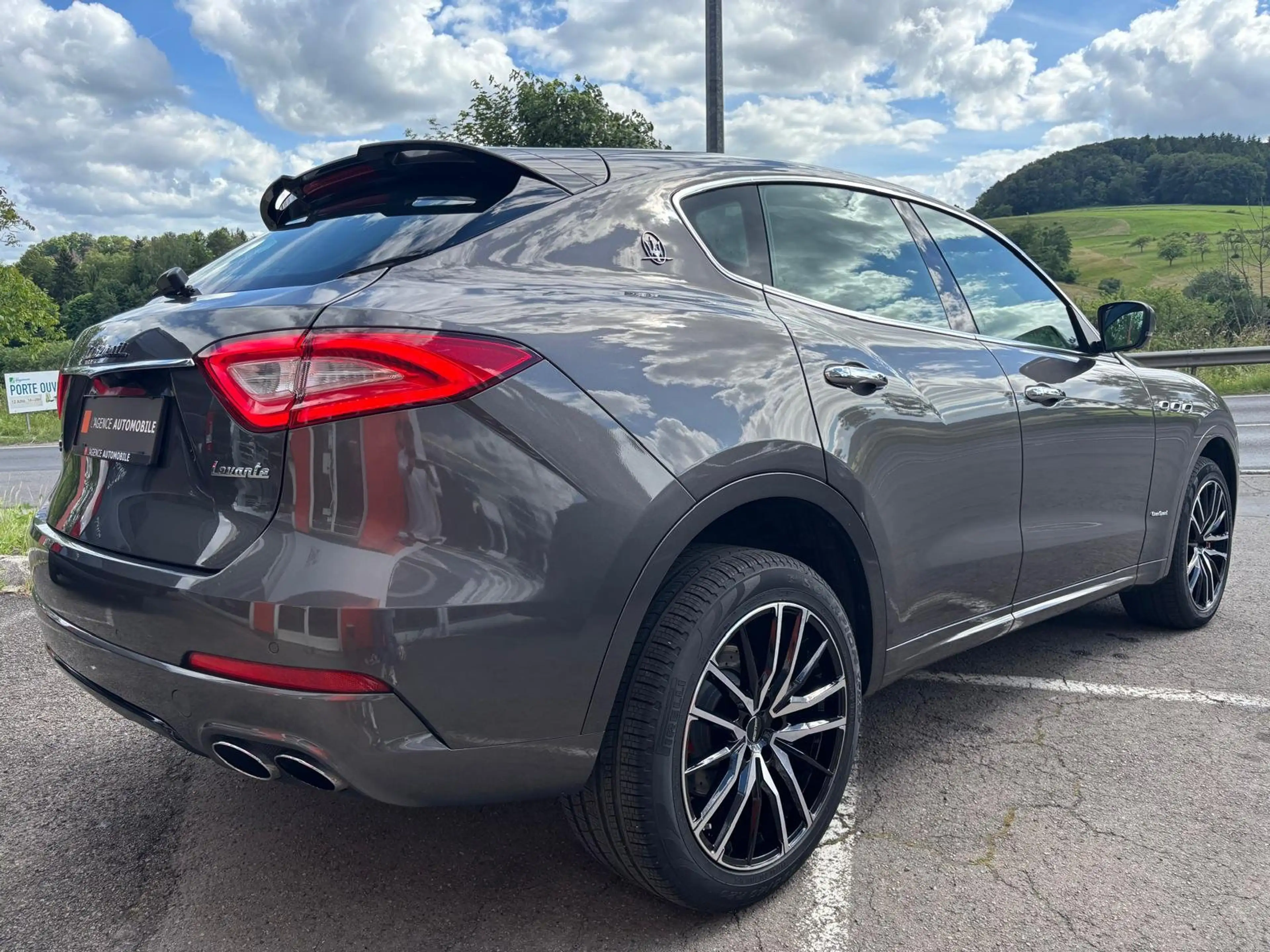 Maserati Levante Levante S Q4 GranSport — photo 5