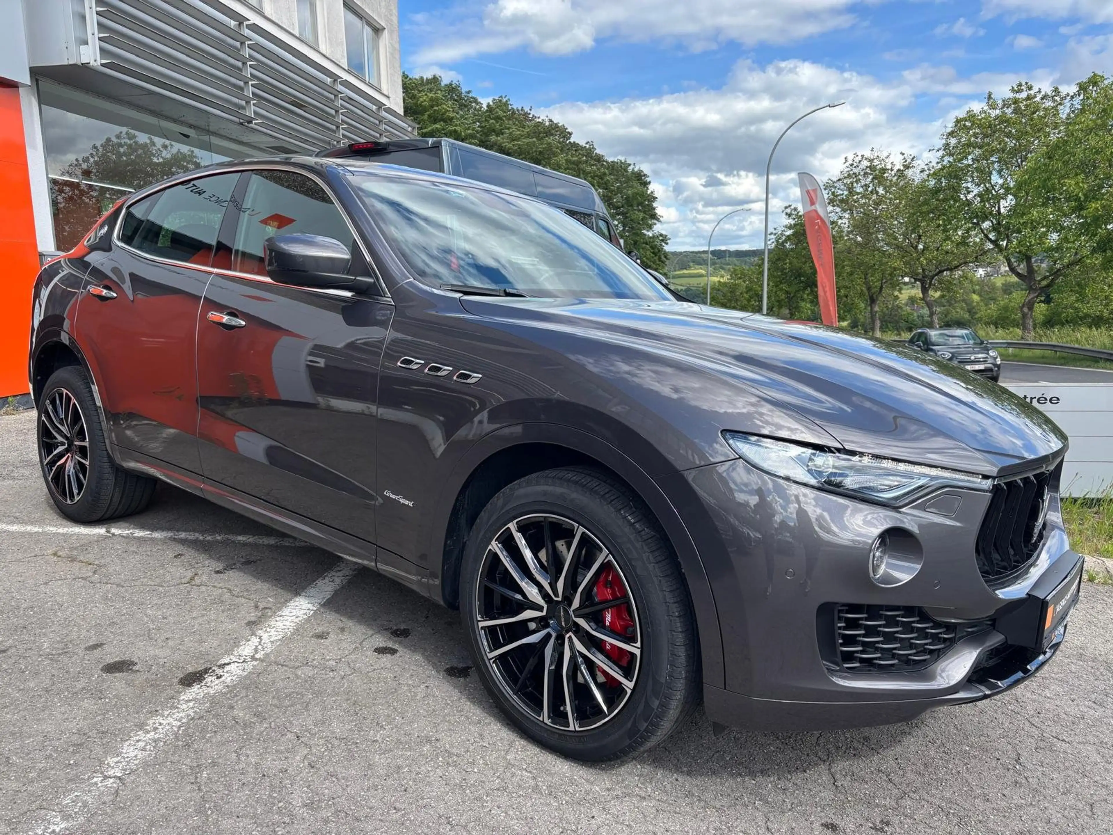 Maserati Levante Levante S Q4 GranSport — photo 4