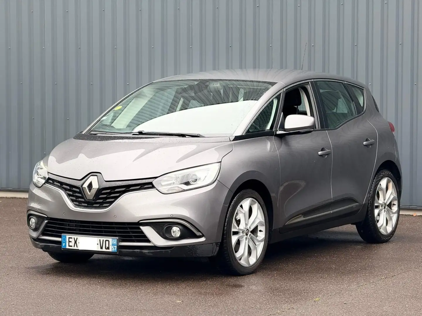 Renault Scenic 1.5 dCi 130 CH Energy Business Gris - 1