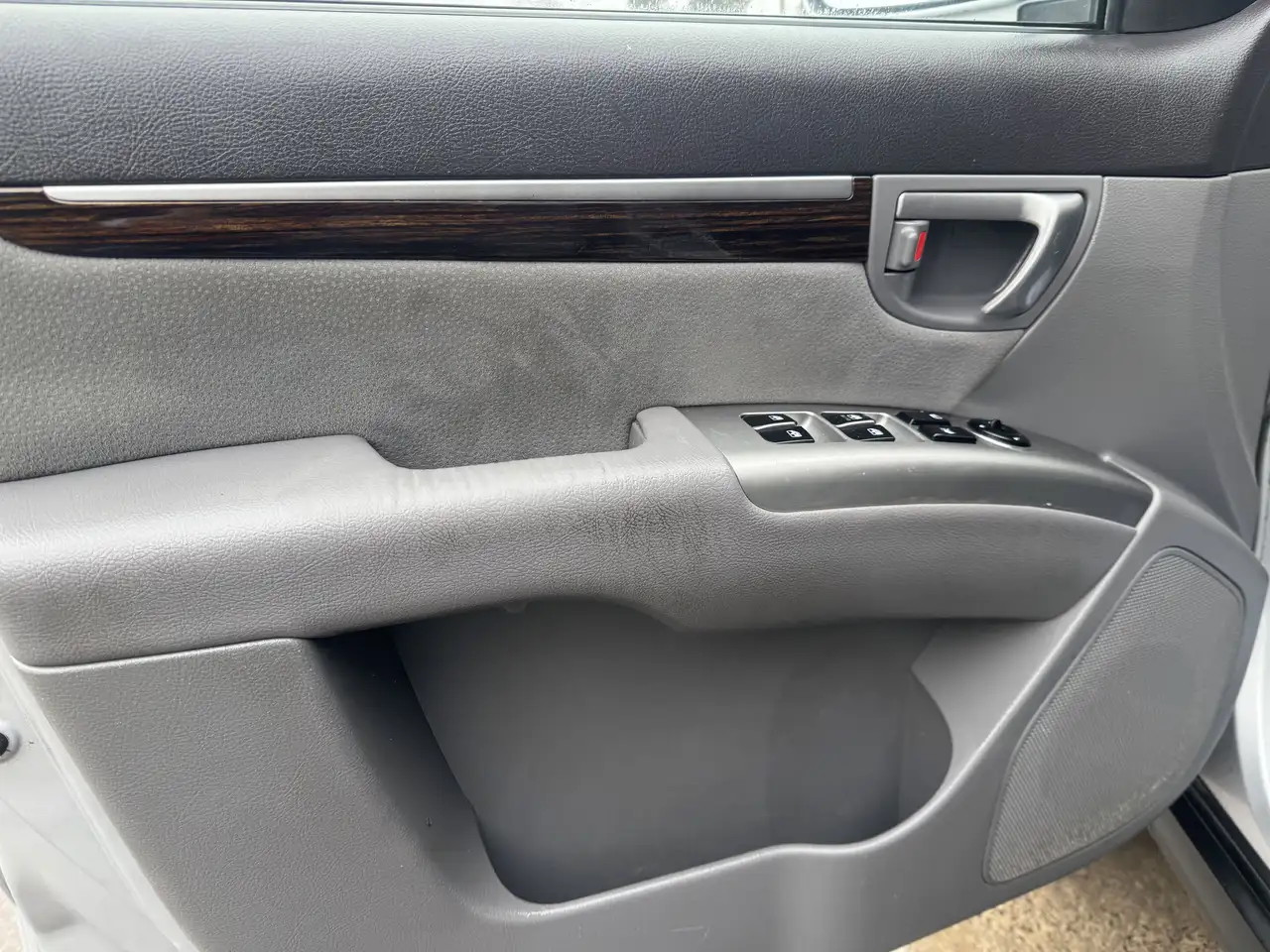 Hyundai SANTA FE снимка Hyundai SANTA FE