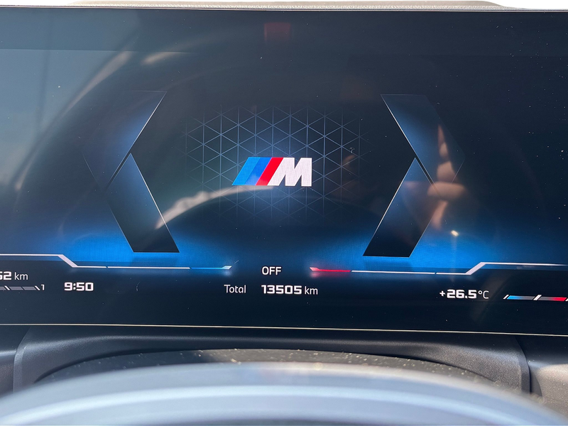 BMW 340 M340d xDrive Touring Innovationspaket Panoramadach — photo 7