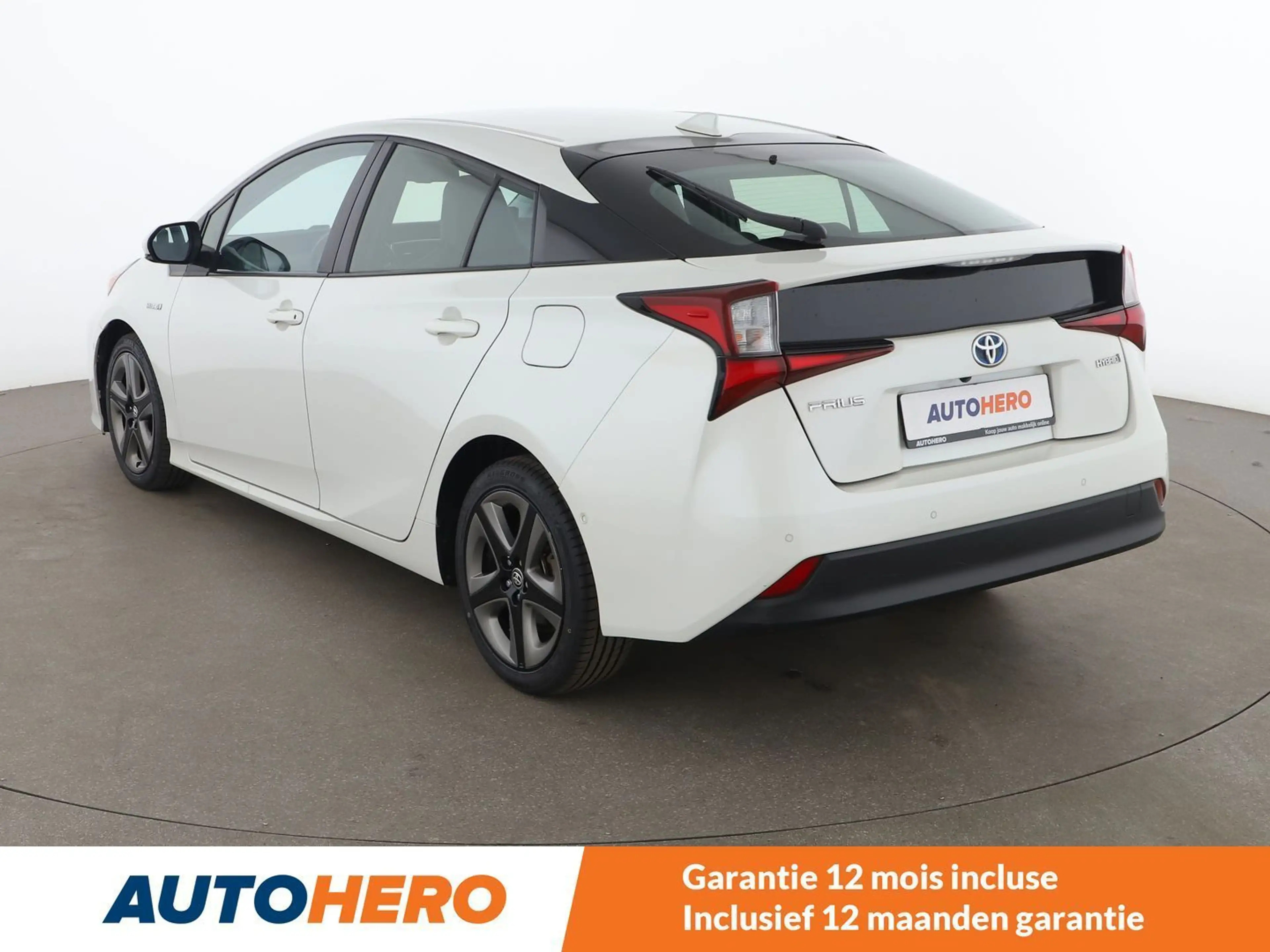 Toyota Prius 1.8 Comfort — photo 4