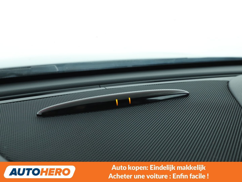 Mercedes-Benz CLA 180 CLA 180 AMG Line — photo 10