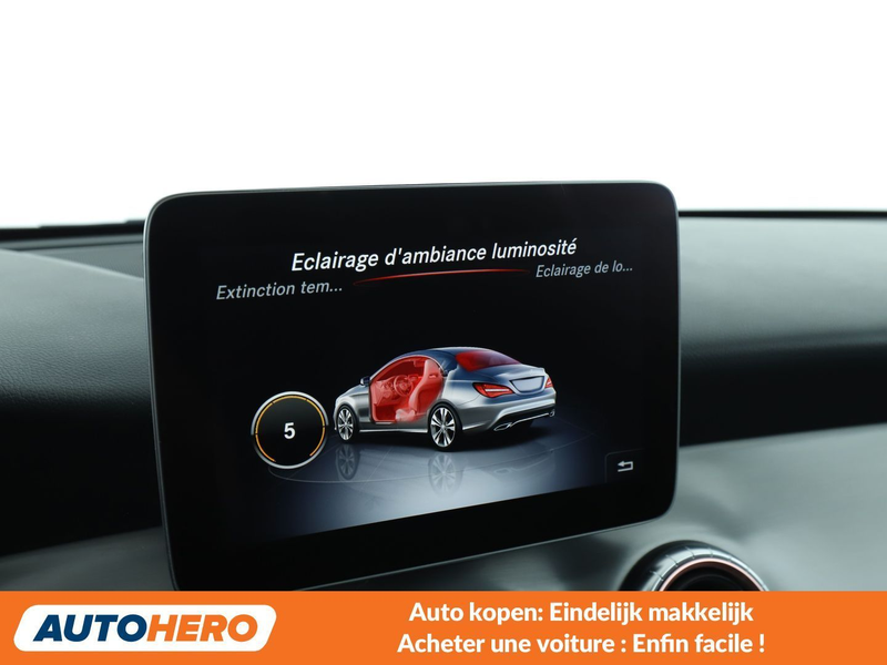 Mercedes-Benz CLA 180 CLA 180 AMG Line — photo 12