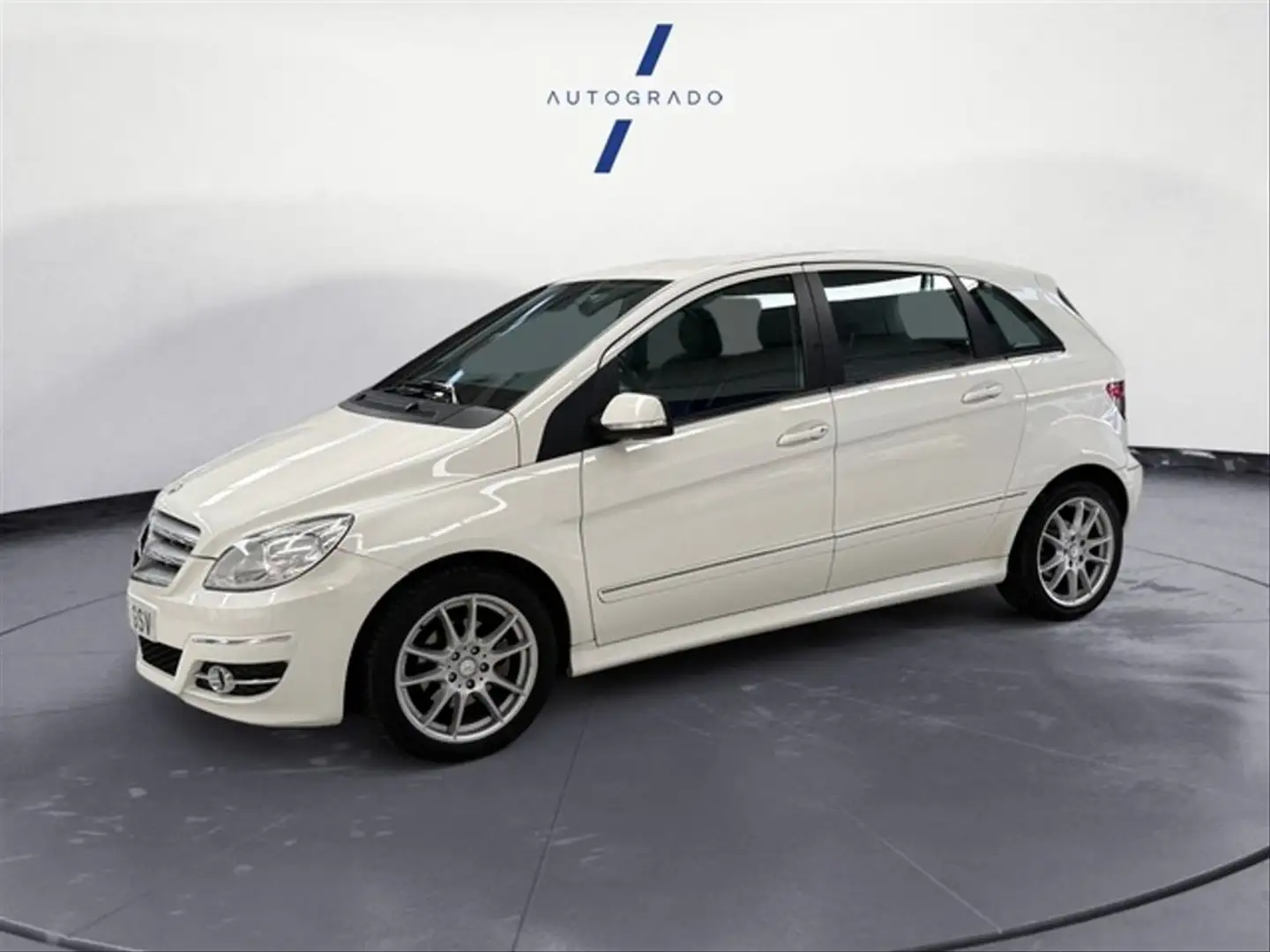 Mercedes-Benz B 180 CDI Weiß - 1