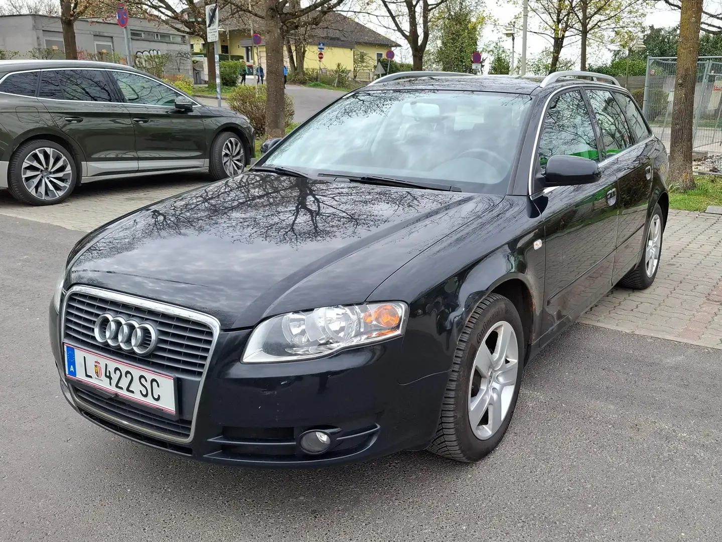 Audi A4 A4 Avant 1,9 TDI DPF e Komfort Edition Komfort Edition Schwarz - 1