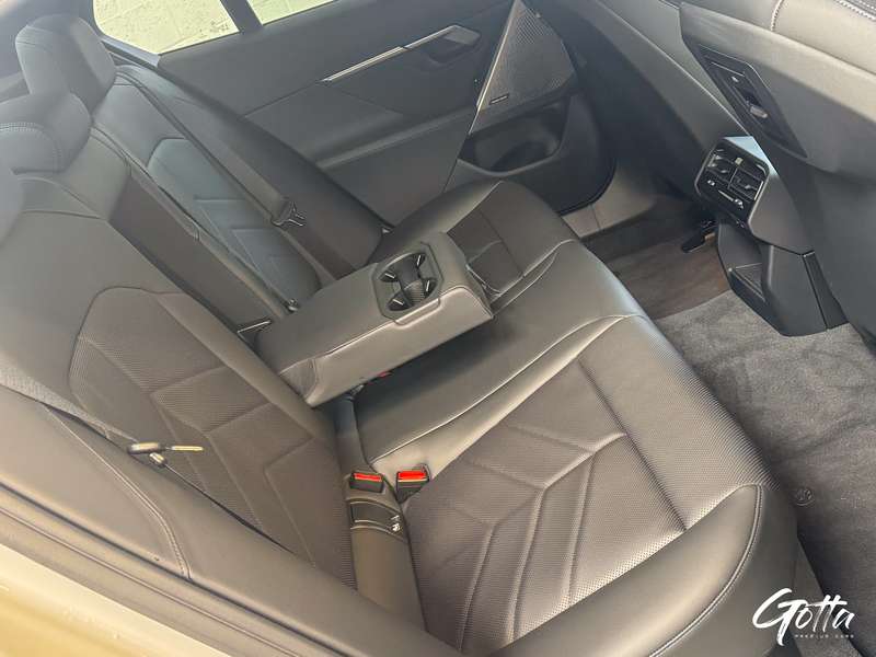 Photo du véhicule BMW 530