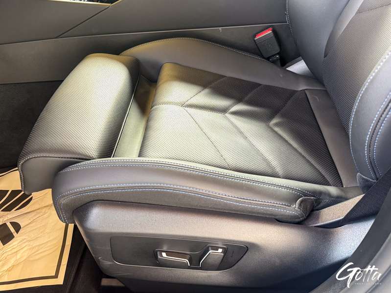 Photo du véhicule BMW 530