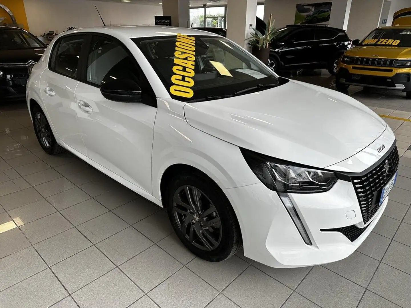 Peugeot 208 1.2 puretech Active Pack s&s 75cv Bianco - 2