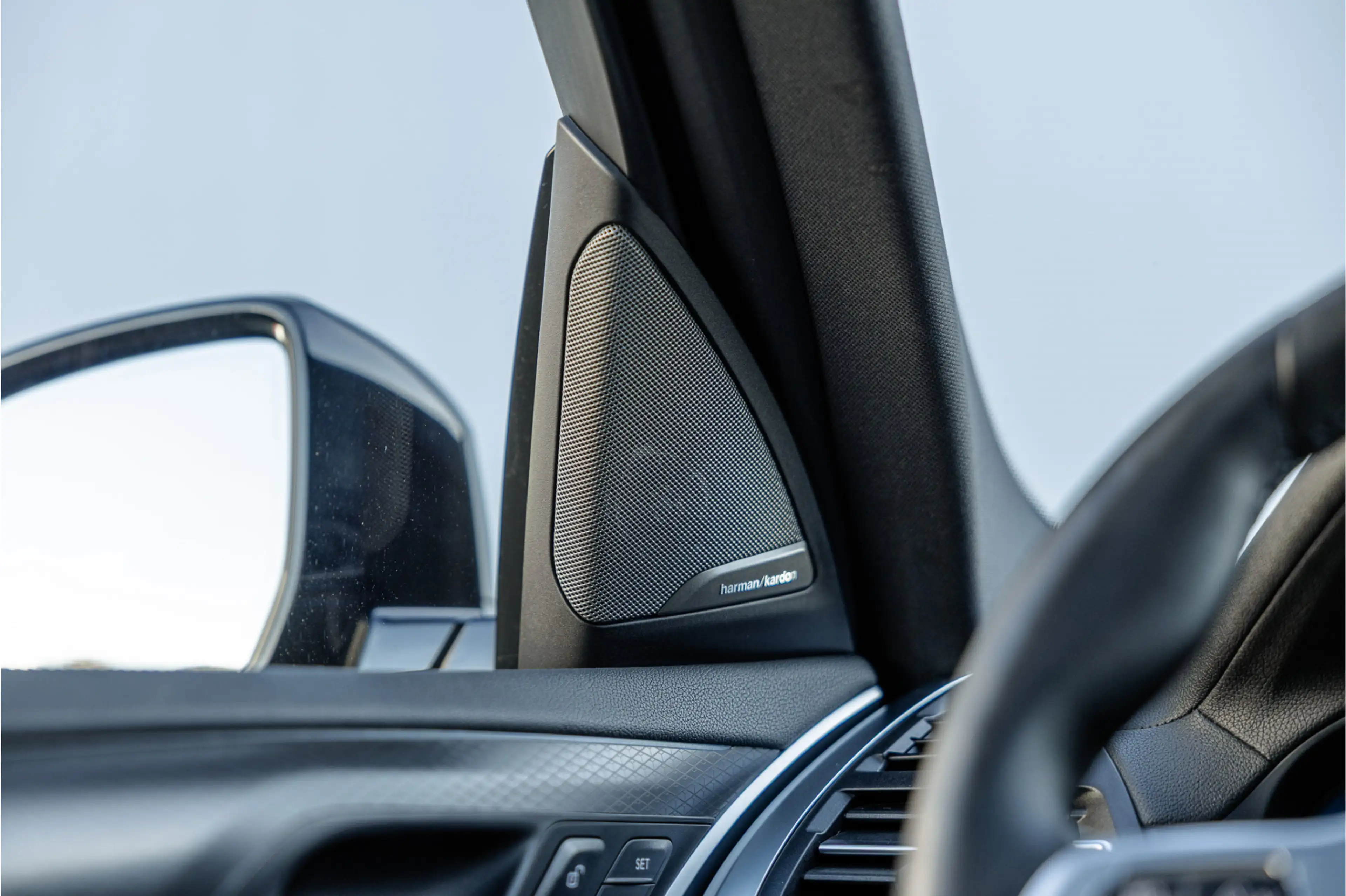 BMW iX3 High Executive 80 kWh SOH 99% M Sport / Pano / Har — photo 22