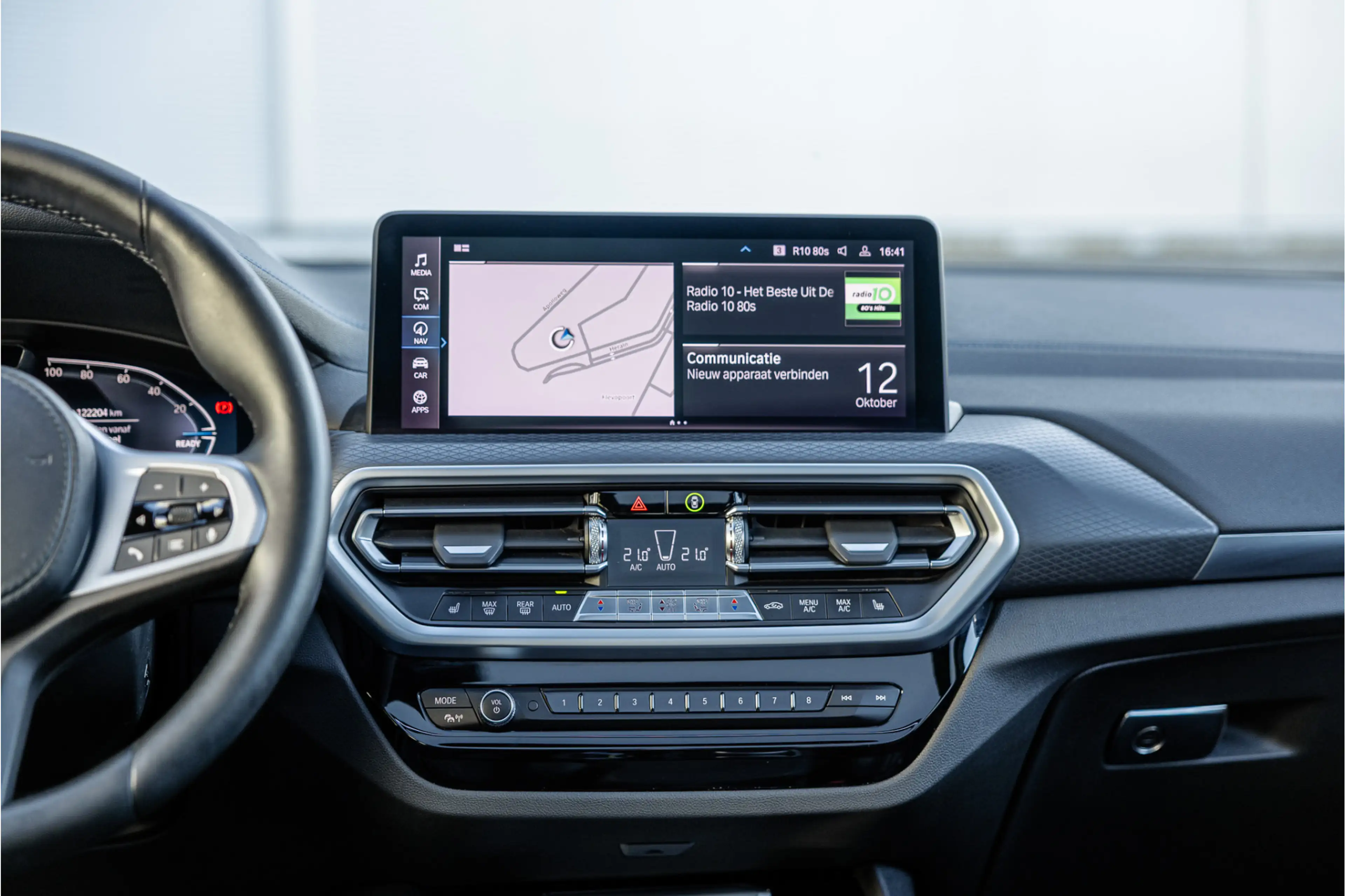 BMW iX3 High Executive 80 kWh SOH 99% M Sport / Pano / Har — photo 12