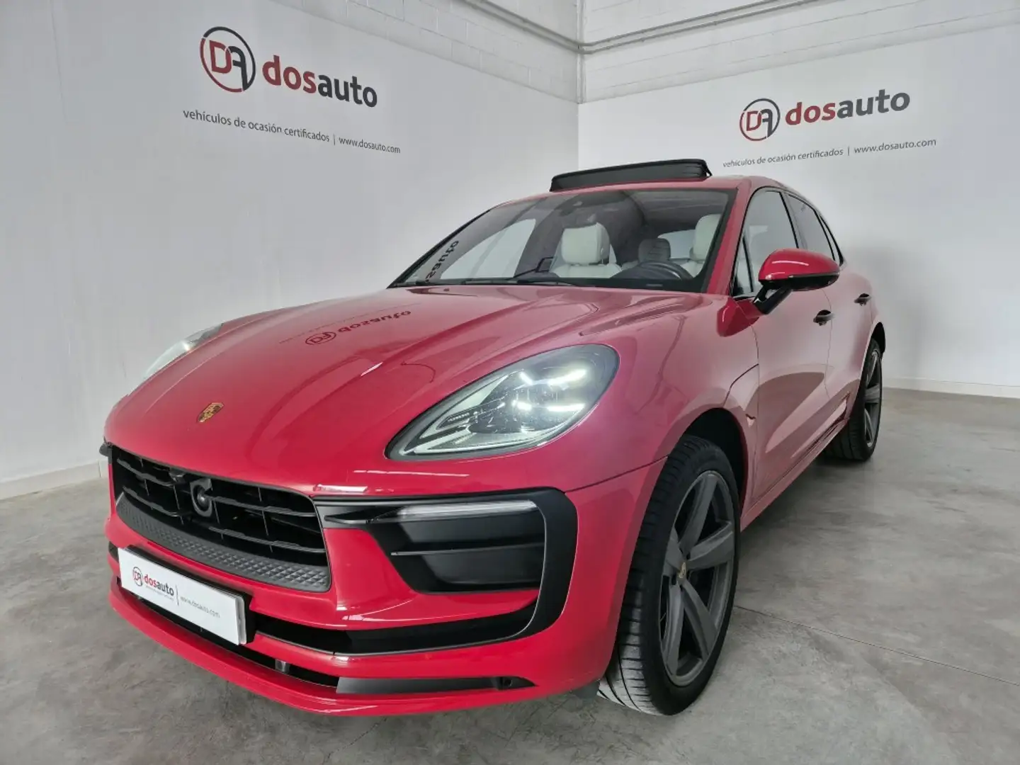 Porsche Macan Aut. Rojo - 1