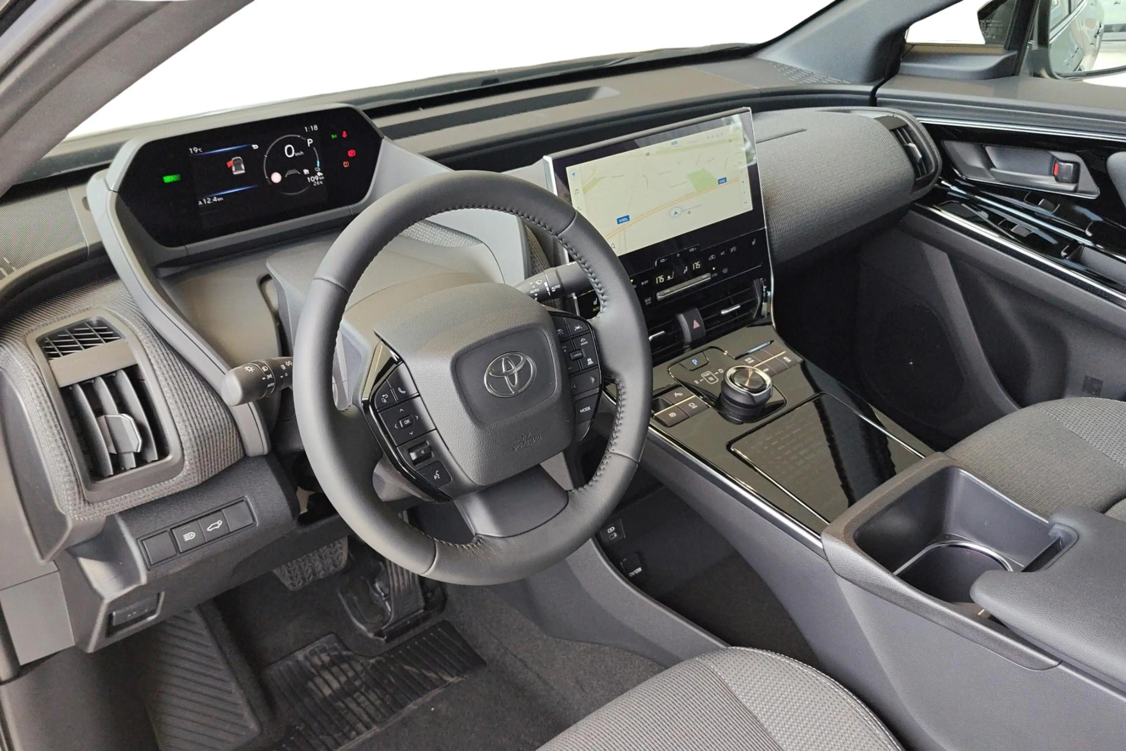 Toyota bZ4X 73.1 kWh 2WD Business Plus - NIEUW! — photo 11