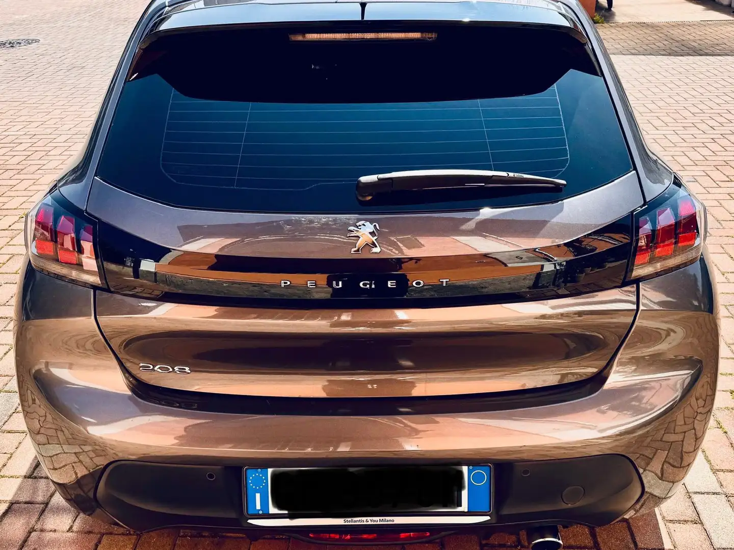 Peugeot 208 1.2 benzina 101 cv turbo benzina s&s puretech Grigio - 2