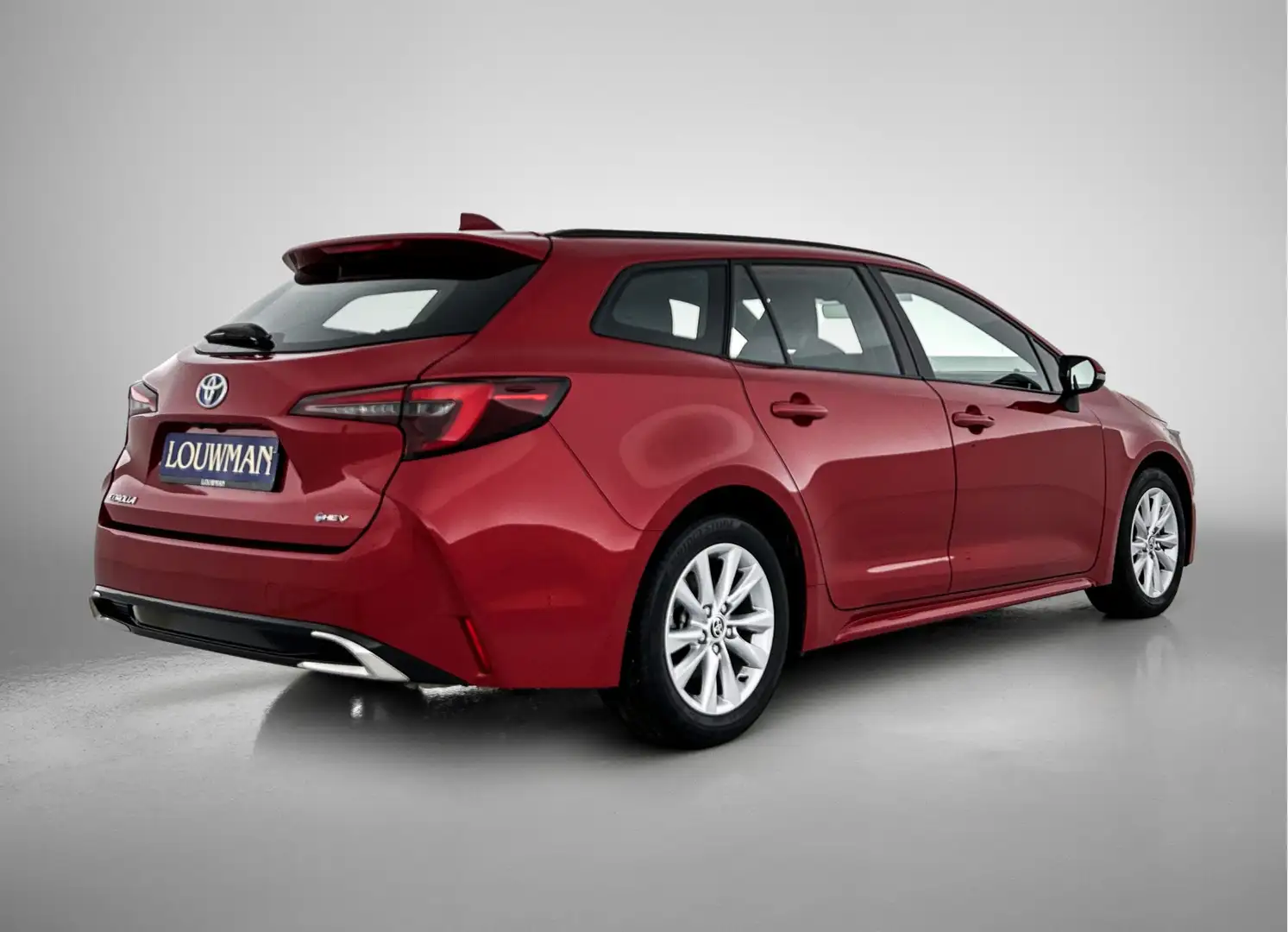Toyota Corolla Touring Sports 1.8 Hybrid First Edition | LM velge Rood - 2