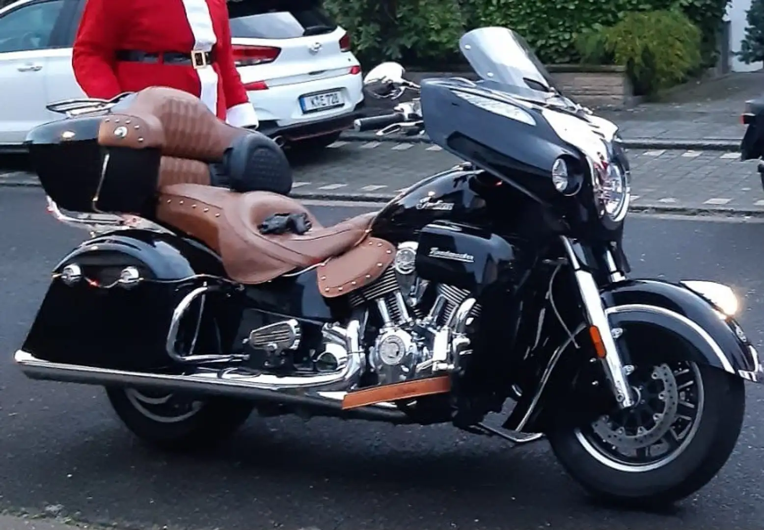 Indian Roadmaster Negru - 1