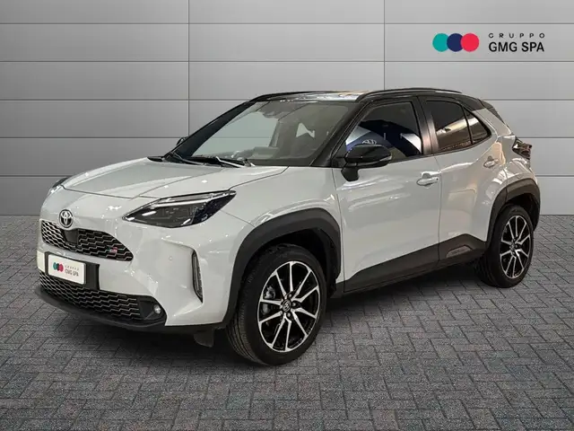 Toyota Yaris Cross 1.5h GR Sport Black Sky fwd 116cv e-cvt