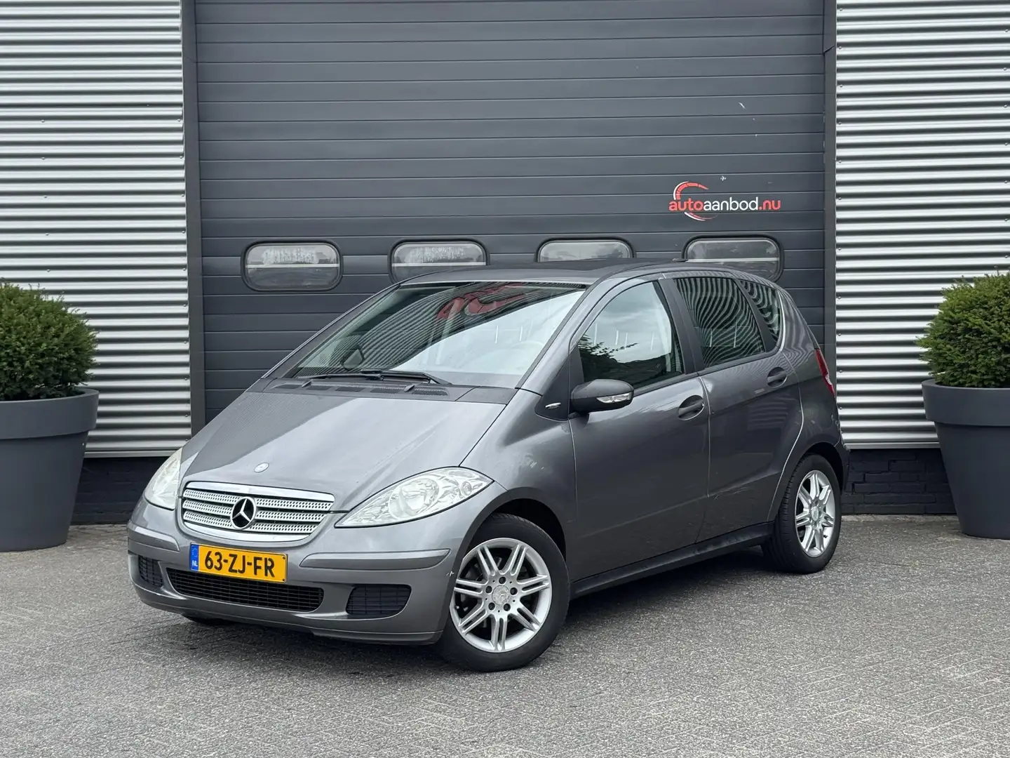 Mercedes-Benz A 150 Classic | Panoramadak | Airco | Lichtmetalen Velge Grijs - 1