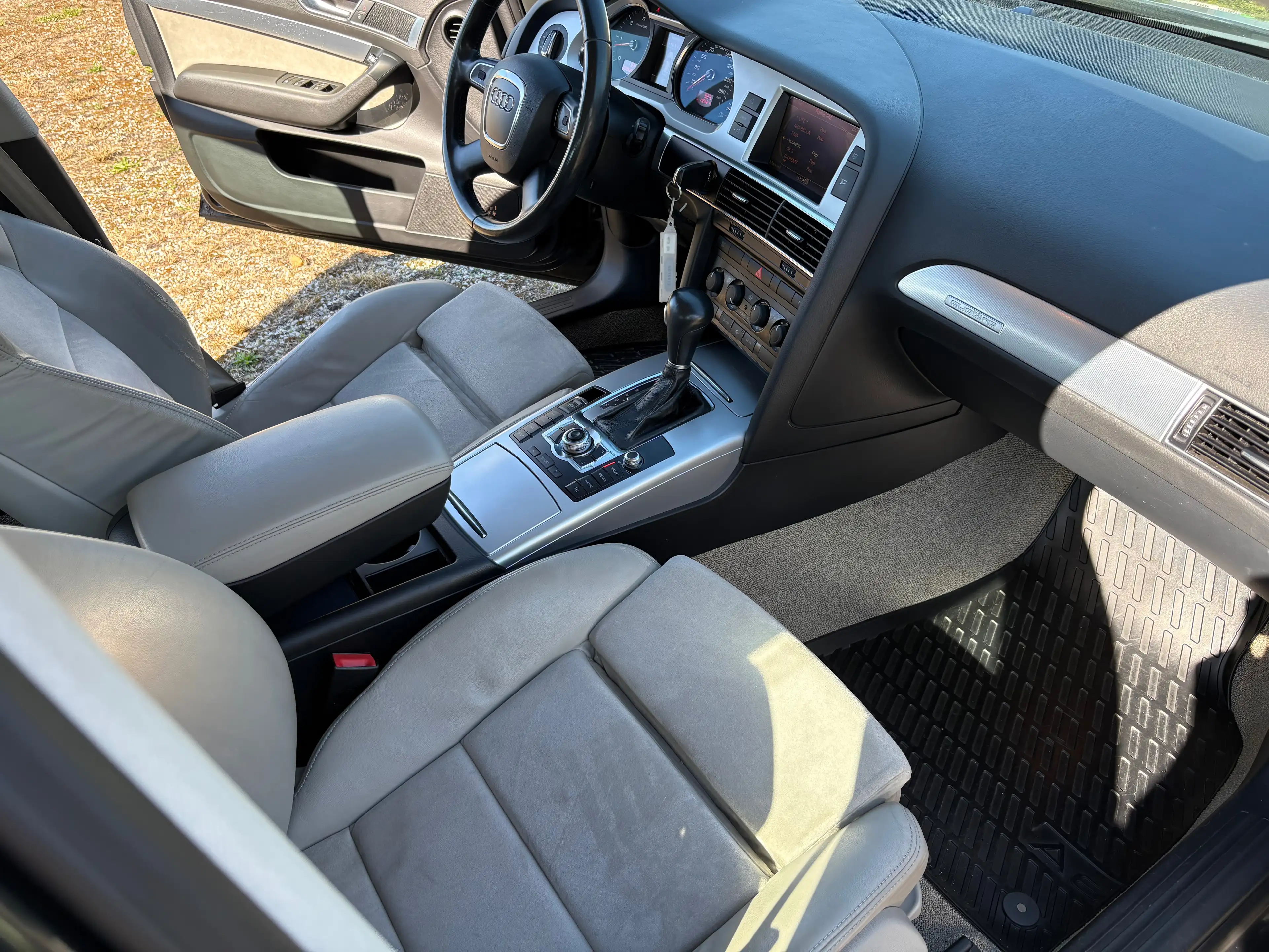 Audi A6 allroad 3.0 TDI — photo 7