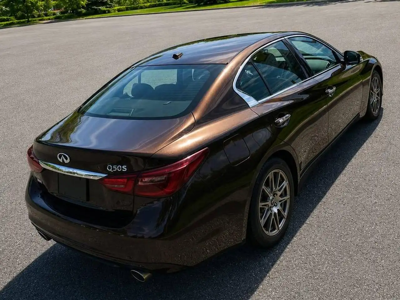Infiniti Q50 снимка Infiniti Q50
