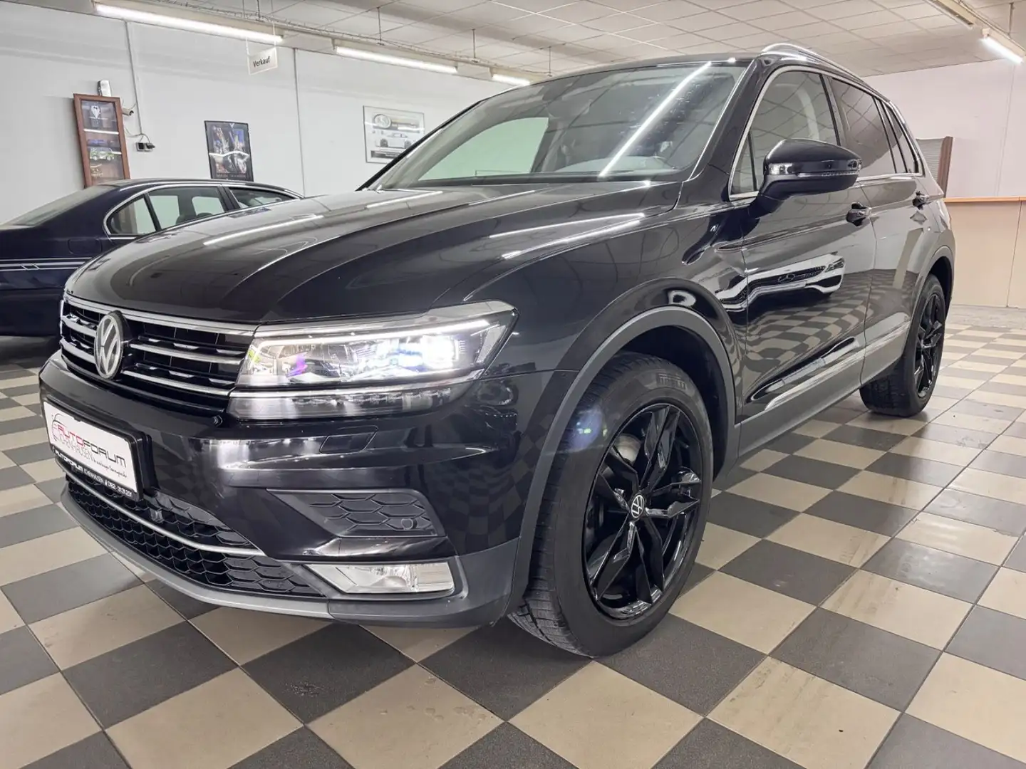 Volkswagen Tiguan Highline 4Motion*Ahk* Noir - 2