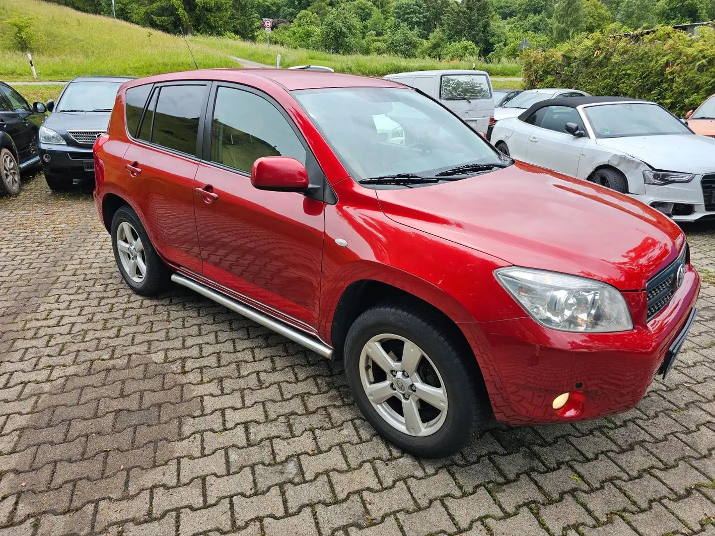 Toyota RAV 4 2.0-l 4x4  Aut  Leder Navi Keyless AHK Червоний - 2