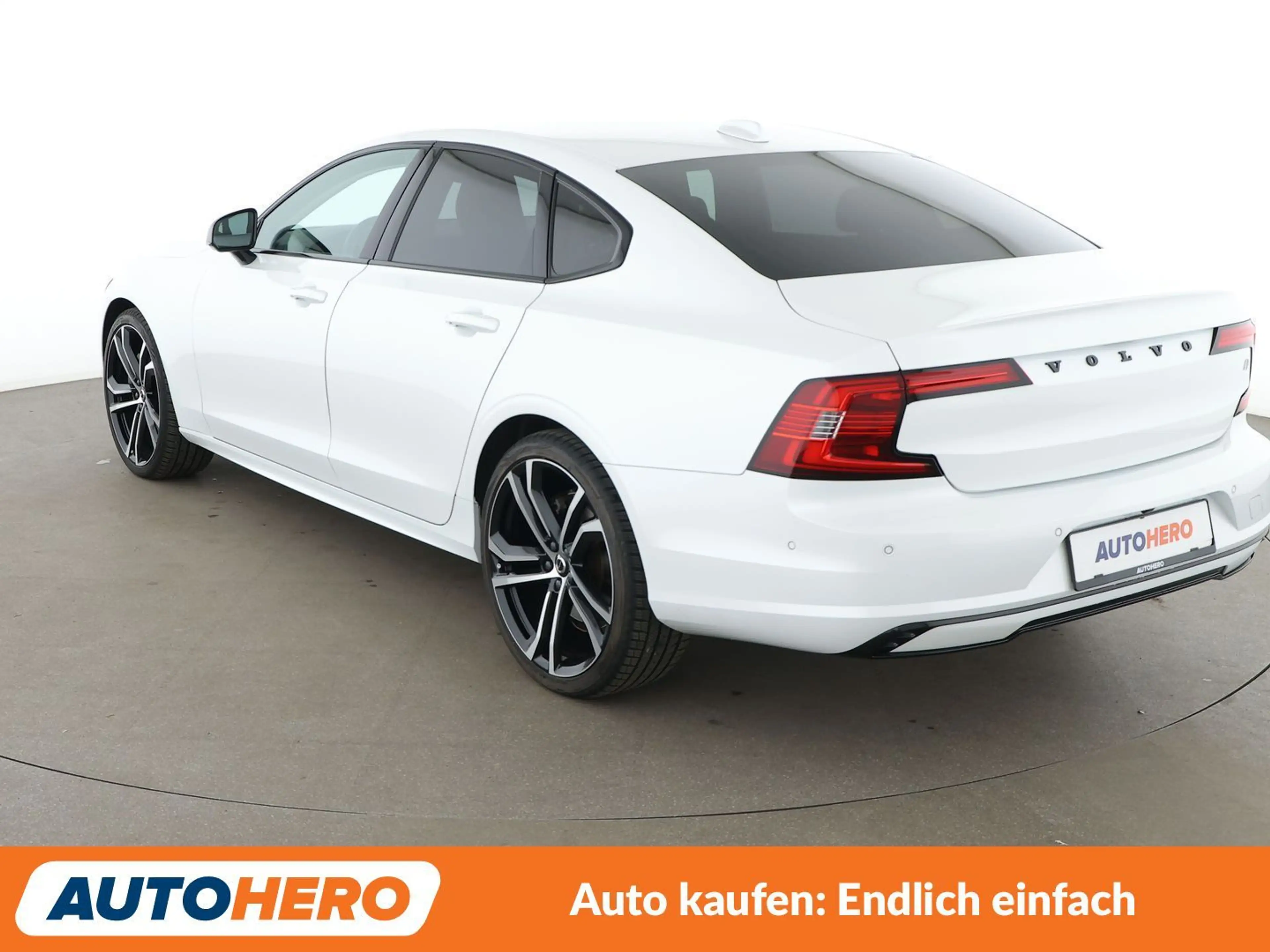 Volvo S90 2.0 B5 Mild-Hybrid Ultimate Dark AWD Aut.*NAVI*LED — photo 4
