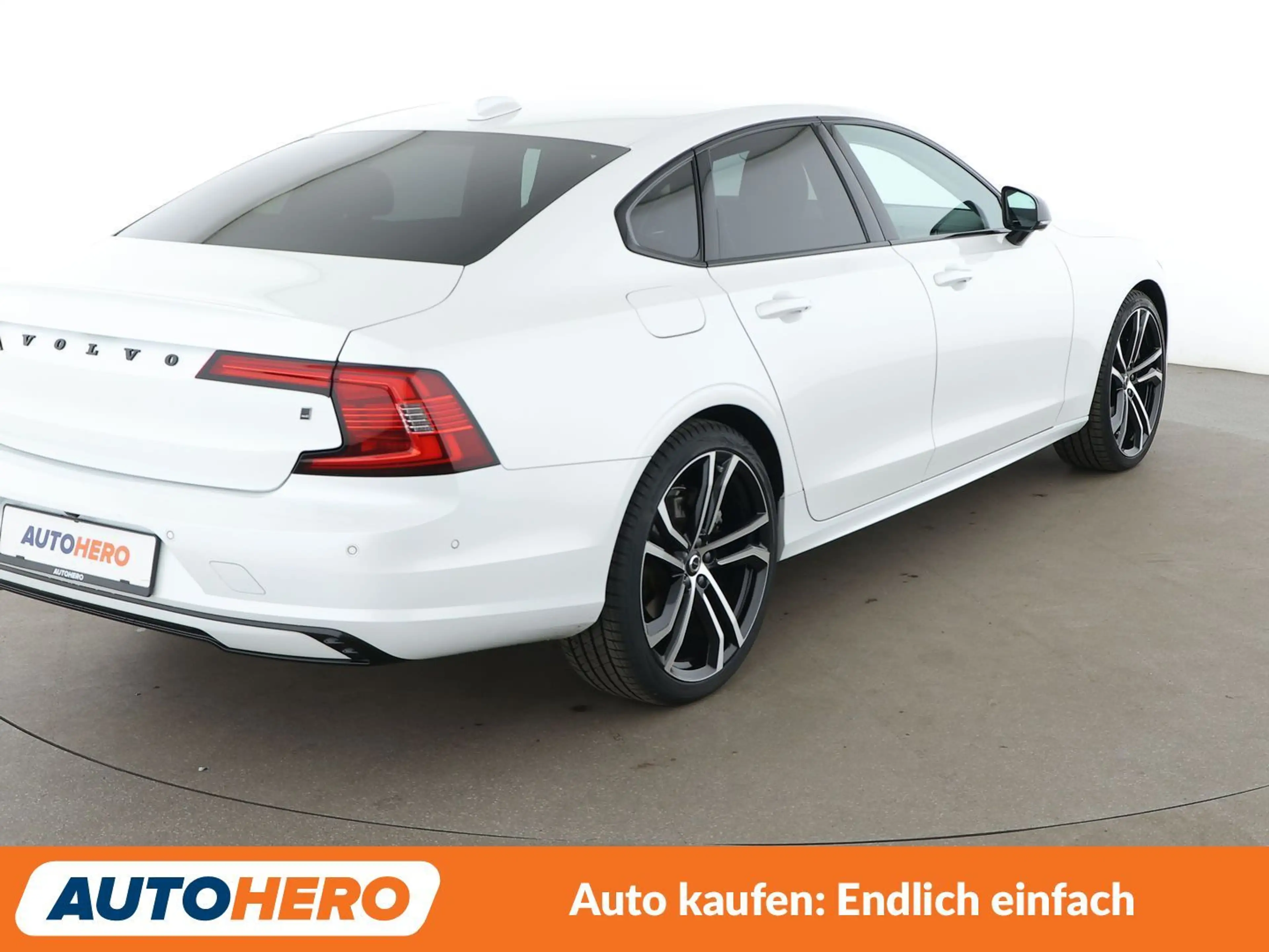 Volvo S90 2.0 B5 Mild-Hybrid Ultimate Dark AWD Aut.*NAVI*LED — photo 6