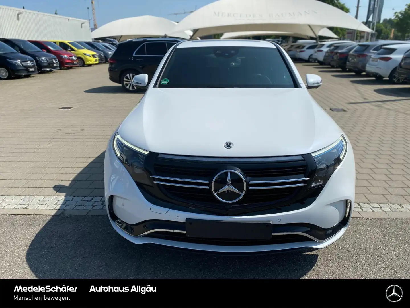 Mercedes-Benz EQC 400 EQC 400 4M AMG 21" LEDER AHK Distronic SHD NP91 Weiß - 2