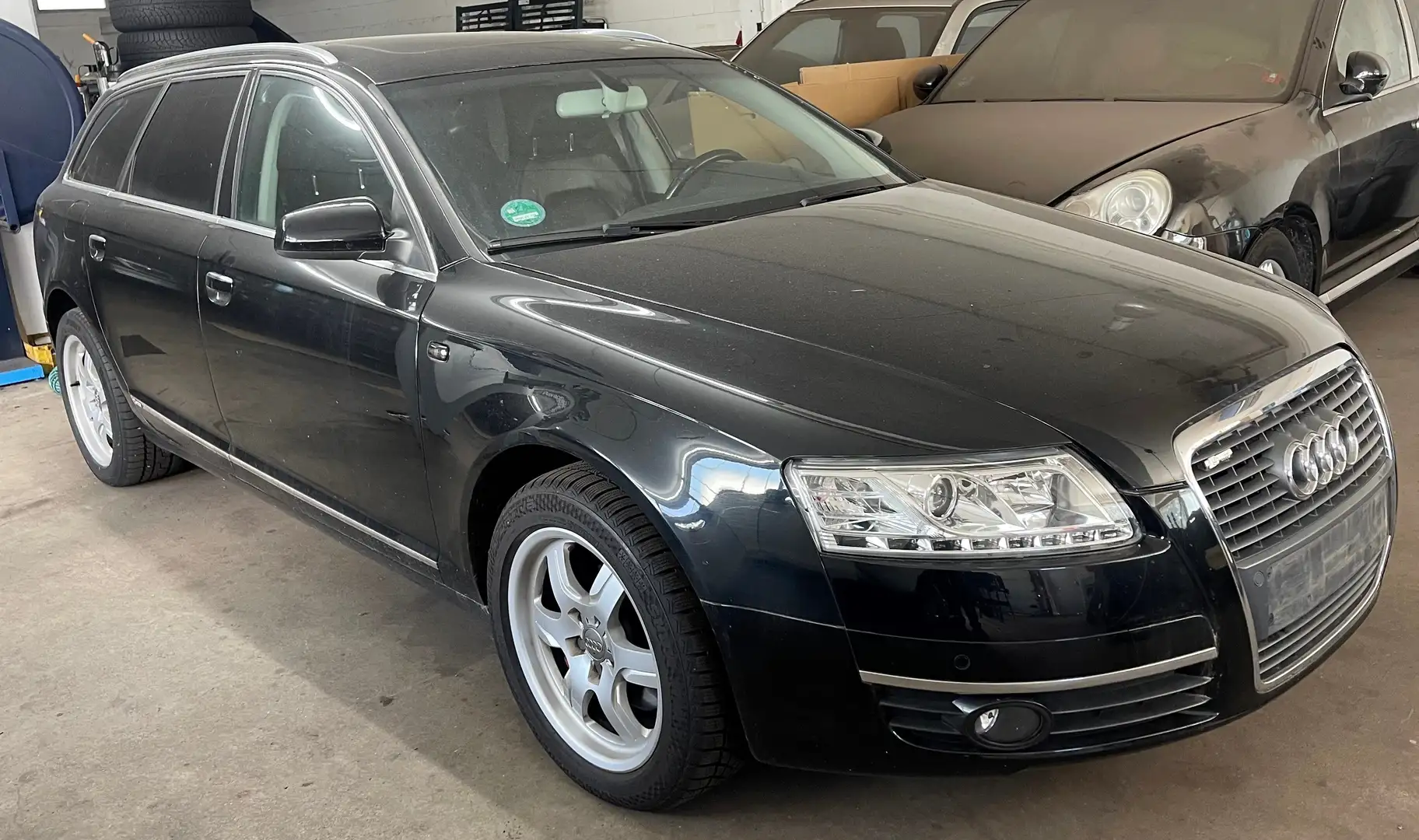 Audi A6 2.0 TFSI AUTOM. LEDER NAVI Noir - 1