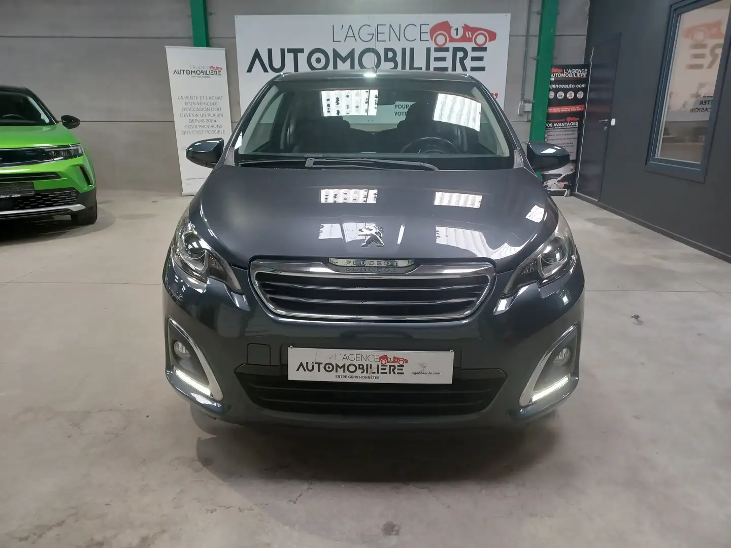 Peugeot 108 108 1.0 Vi Edition Allure,Caméra,Miltimédia Gris - 2