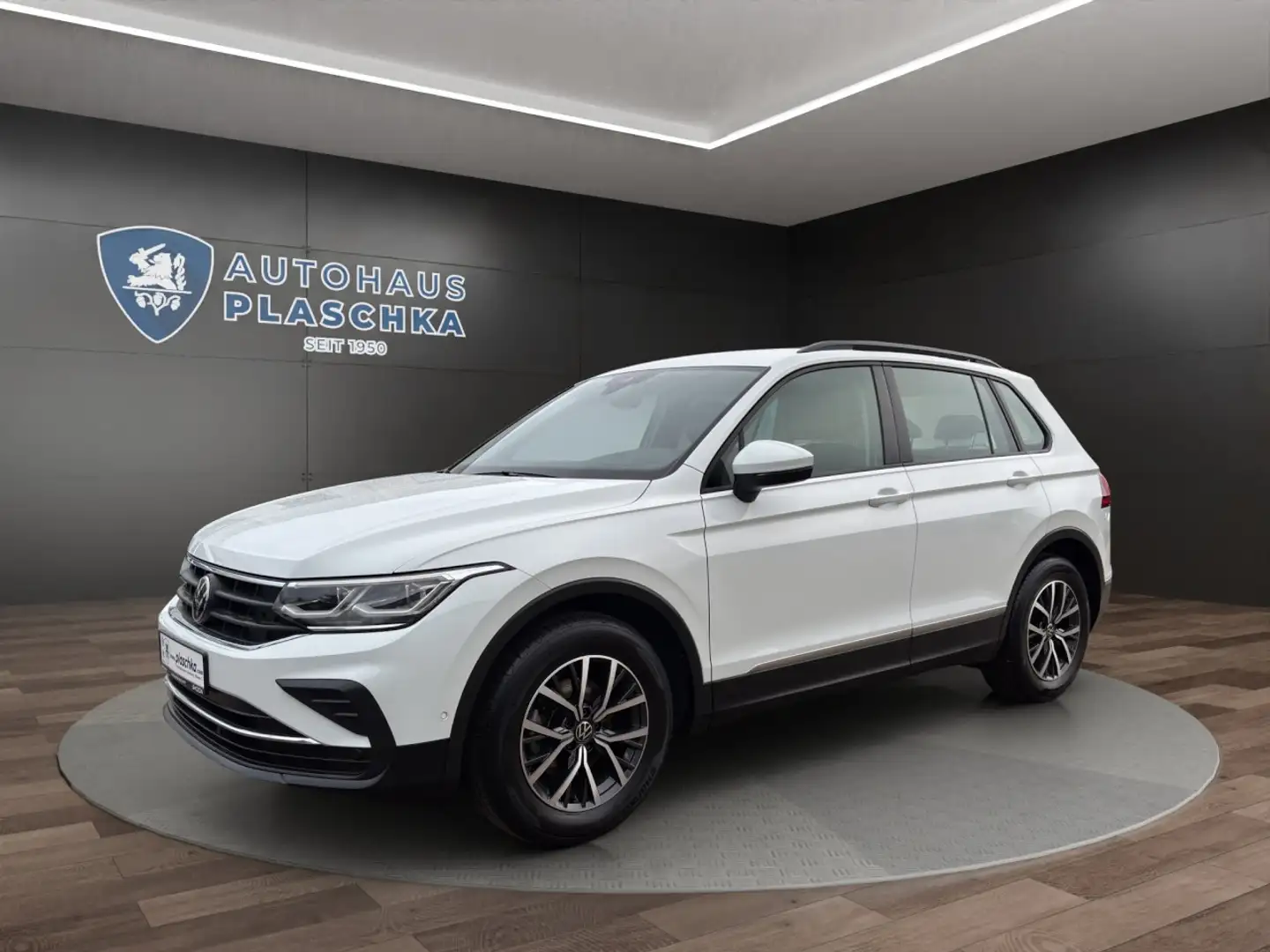 Volkswagen Tiguan 1.5 TSI Life AHK+SPURASSIST+NAVI+APP Klima Navi Weiß - 1