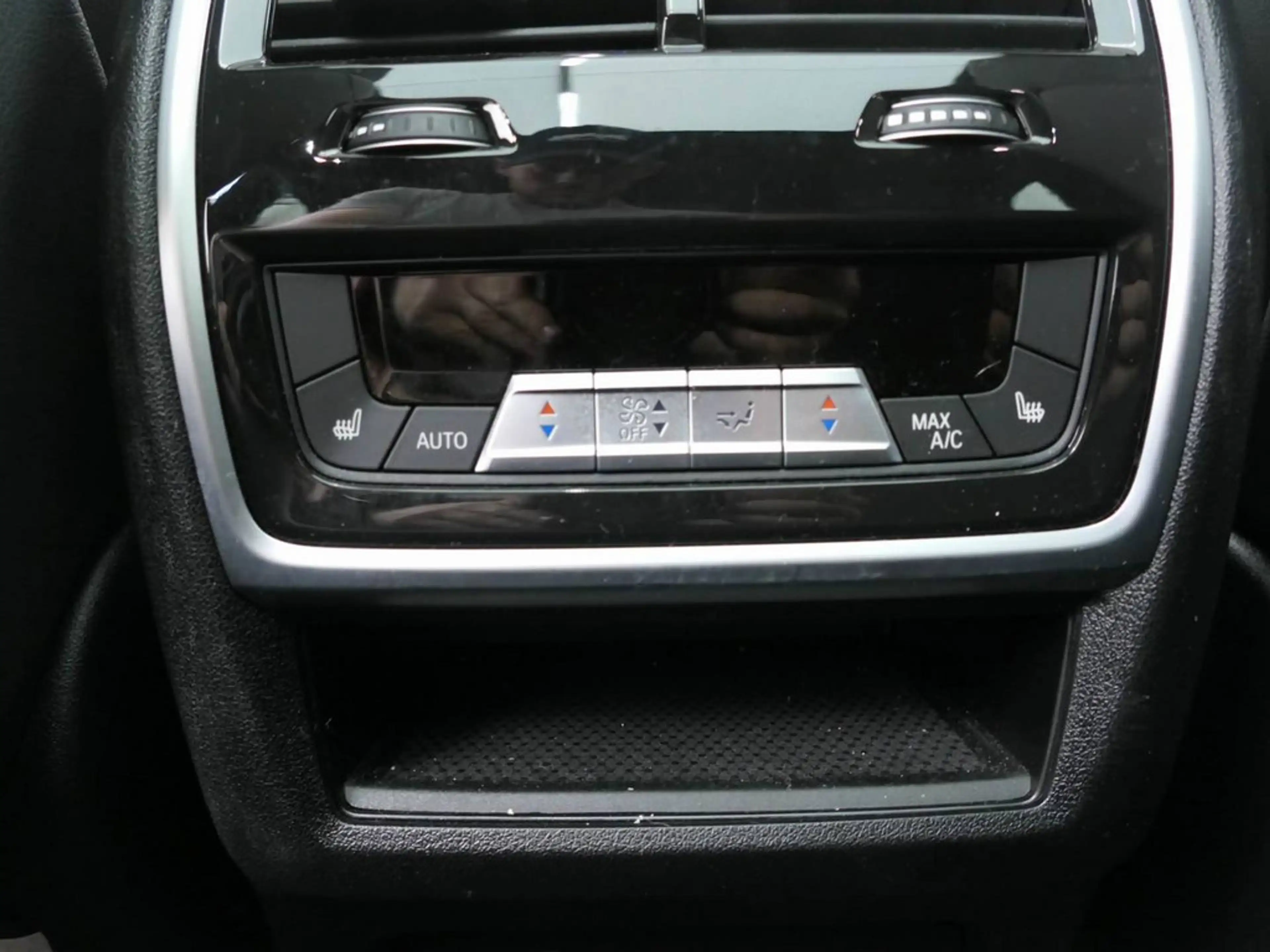 BMW X5 xDrive40i M Sport Pro 21 ZOLL+PANO+AHK+360 — photo 11