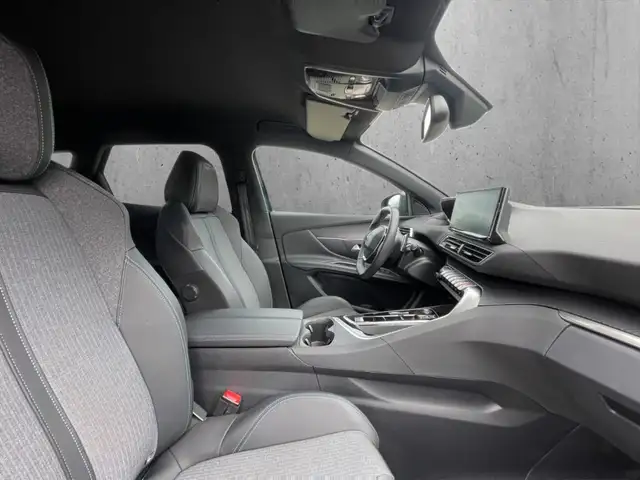Peugeot 3008 view 13