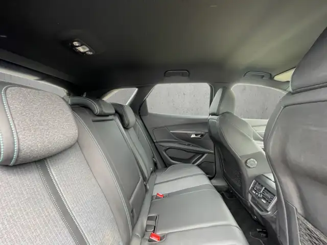 Peugeot 3008 view 14