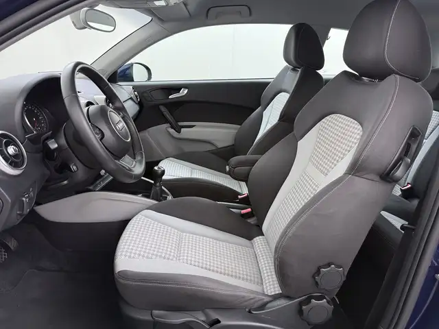 Audi A1 view 10