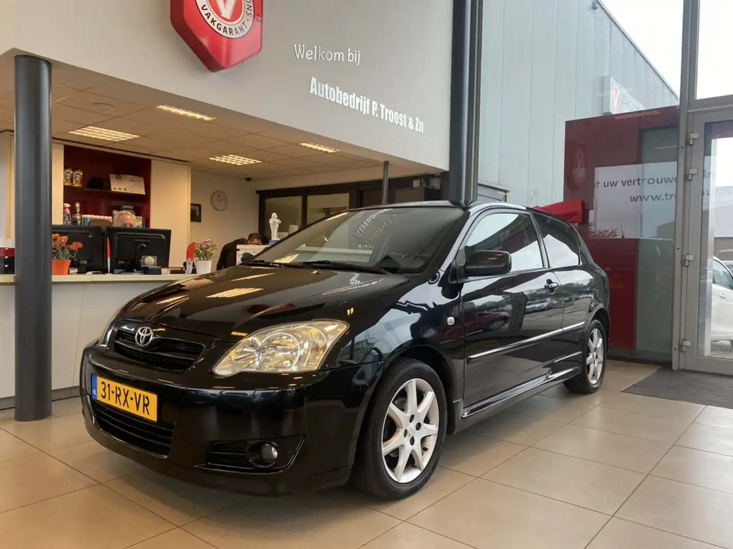 Toyota Corolla 1.4 VVT-i S-Line,NL Auto,5 Zits,Airco,Elektrischpa Zwart - 1