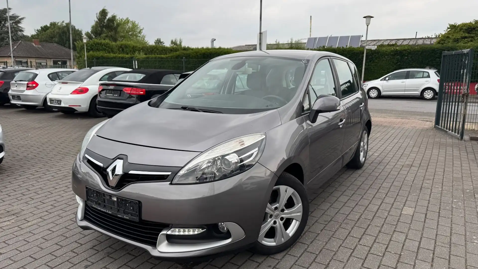 Renault Scenic III Paris 1.5 dCi | NAVI | AHK |PARKHILFE Grau - 2
