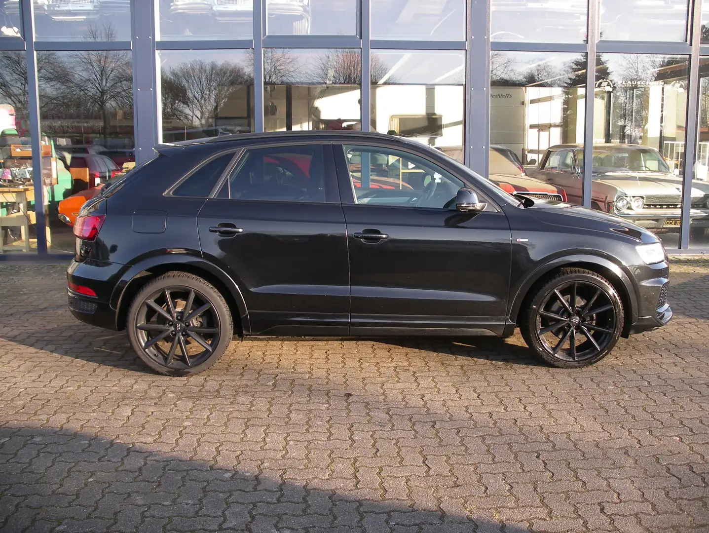 Audi Q3 2.0 TSFI Quattro S-Line  Panoramadach Negro - 2