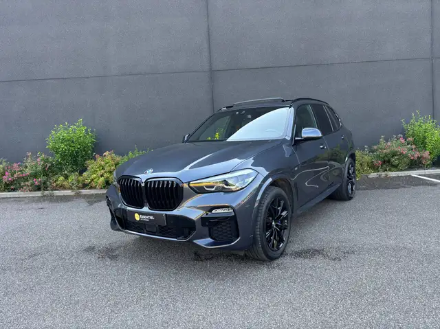 BMW X5 2.0 dA xDrive40 25D - PACK M - TOIT PANO - ATTACHE REMORQUE ELECT. - LED - CUIR - FULL OPTIONS