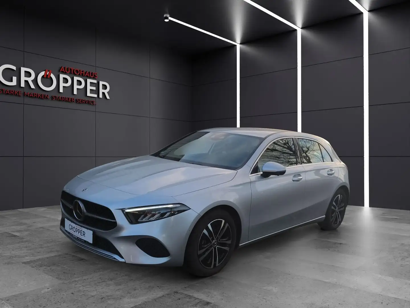 Mercedes-Benz A 200 A-Klasse A 200 Progressive Automatik/36... Grau - 1