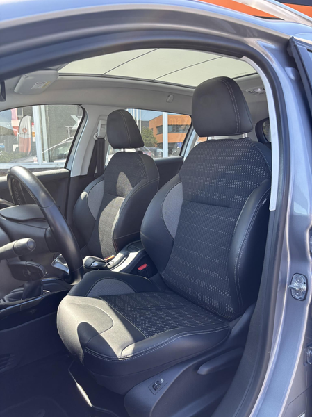 Peugeot 2008 1.2 PureTech Allure |Cruise|Climate| — photo 2